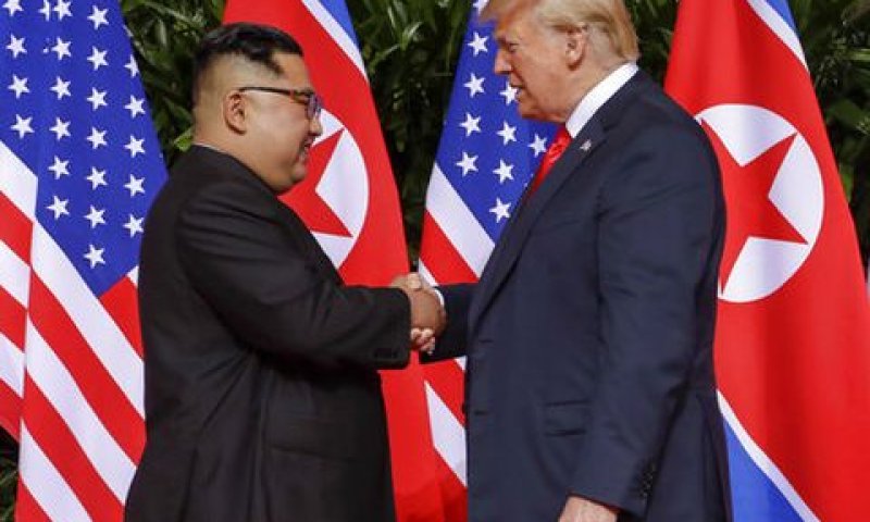 פגישה ראשונה [צילום: אוון ווצ'י, AP]