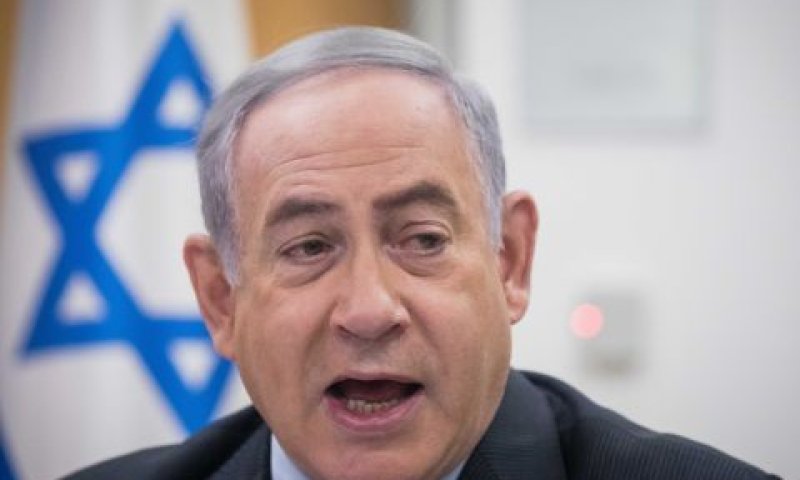 אספקה סדירה דרך הים [צילום: יונתן זינדל/פלאש 90]