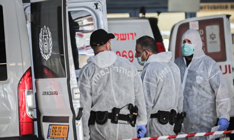 סוהרים בסרבלים [צילום: יוסי זמיר/פלאש 90]
