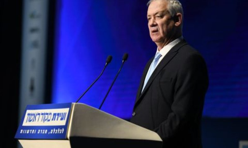 גנץ. עובר לאיום מפורש [צילום: שריה דיאמנט- מקור ראשון]