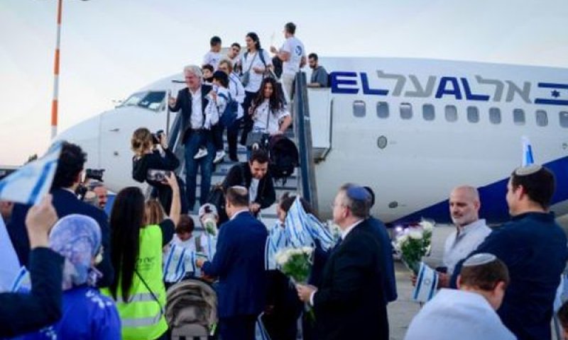 יוזמה כלכלית חדשה שנועדה לעודד עלייה לישראל [צילום: תומר נויברג/פלאש 90]