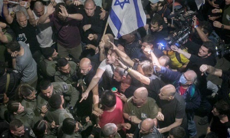 משפחות החטופים החריפו את המאבק [צילום: מרים אלסטר, פלאש 90]