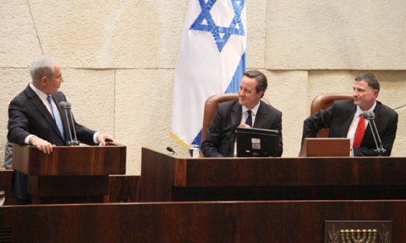 שבחים לידיד ישראל במליאה [צילום: דוברות הכנסת]