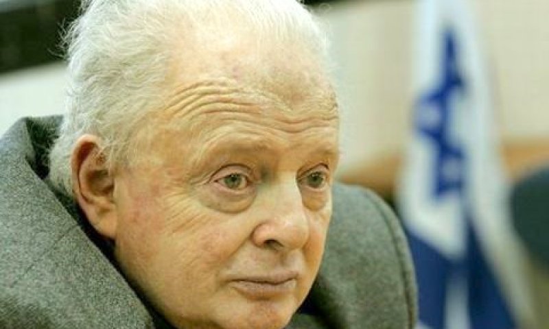 לפיד. התנגד לכפיה דתית [צילום: AP]