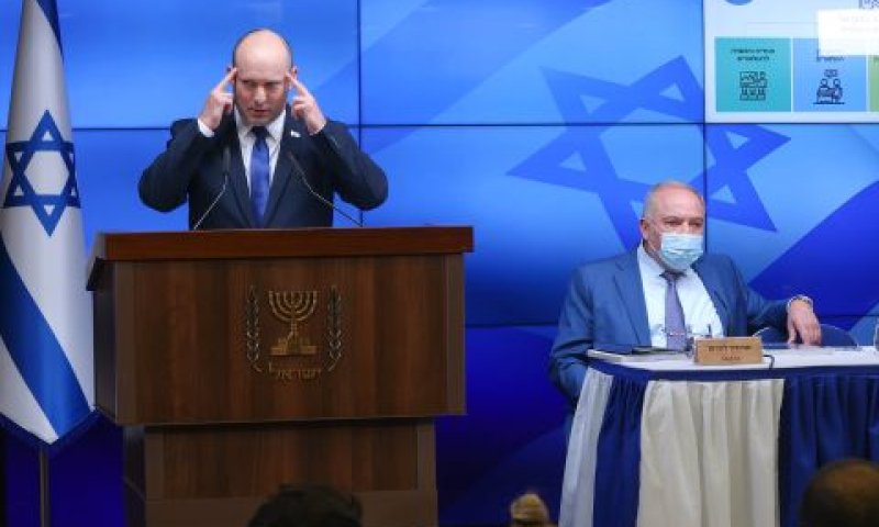 ליברמן ובנט [צילום: עמית שאבי/פול פלאש 90]