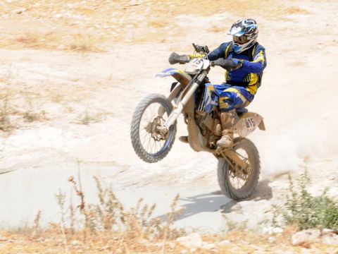 צלחת ראווה [צילום: ערן שלמה, נדב גבאי]
