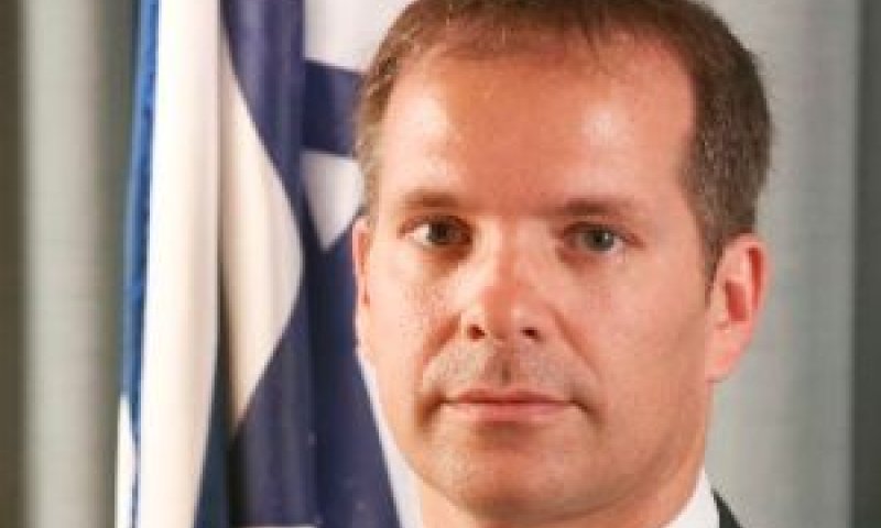 דלוגין. החזר ופיצוי [צילום: בוצ'צ'ו]