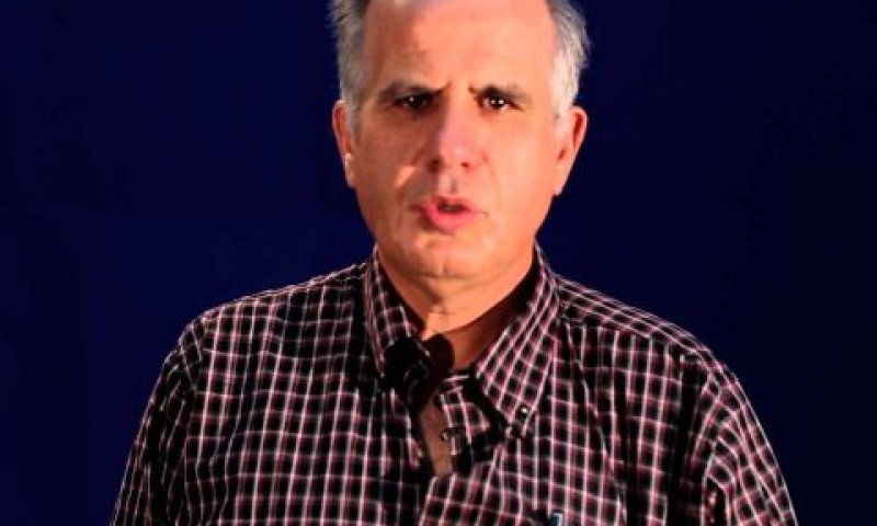אילן עוז [צילום: יוטיוב]