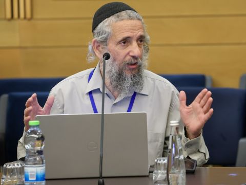 פואה. לא מקבל כסף על דעות - אלא על מחקר [צילום: דני שם-טוב/דוברות הכנסת]