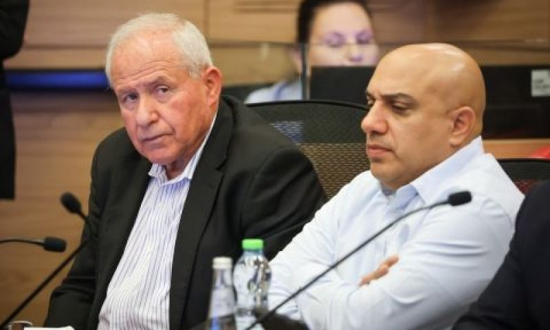 אורן לביא, אבי דיכטר [צילום: נועם מושקוביץ/דוברות הכנסת]