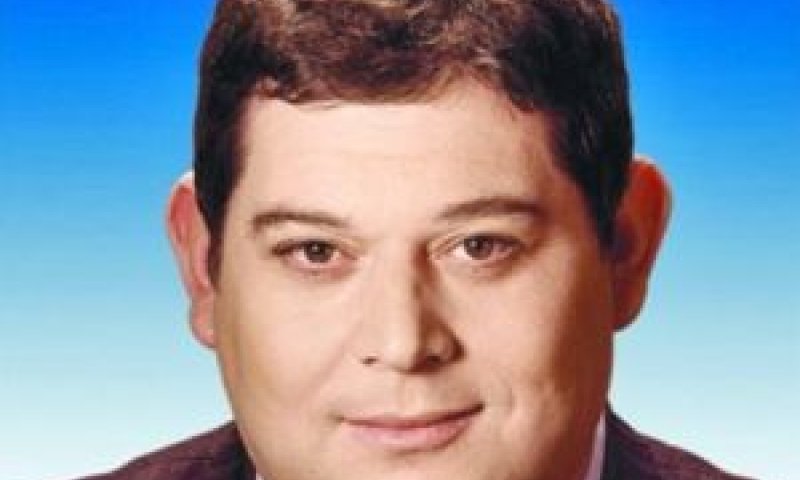 אוהד. שרבבו את אמו השופטת