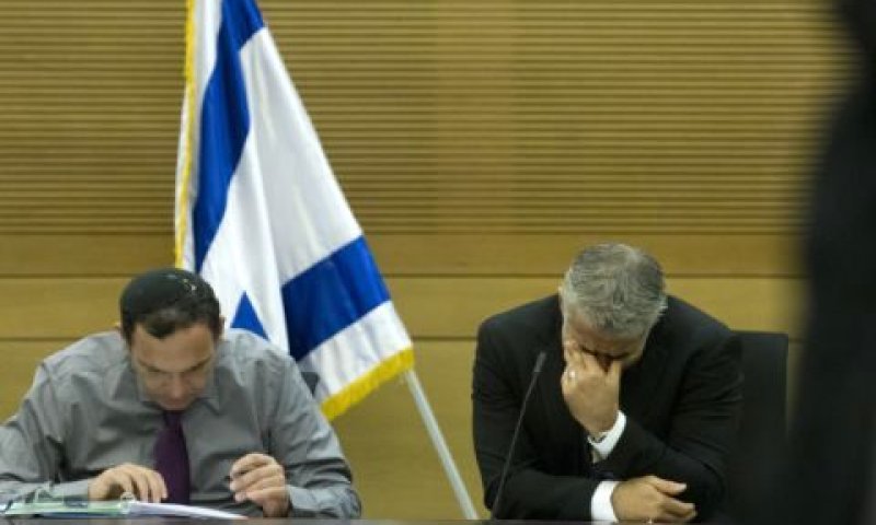 לפיד ופירון. למי להאמין? [צילום: פלאש 90]