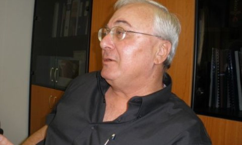 מיכאל הרשקוביץ. קיבל זכויות מלאות