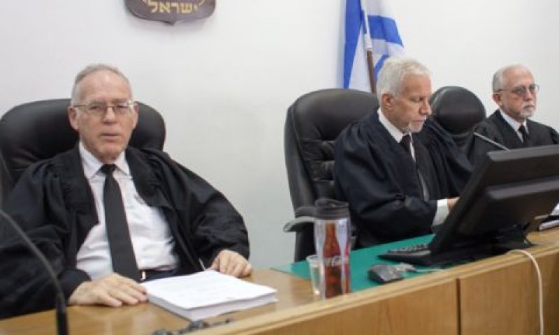 גרינברגר, סגל, דרורי. חלוקים [צילום: פלאש 90]