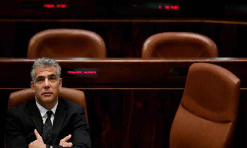 לפיד. חוק לשנים ארוכות [צילום: פלאש 90]
