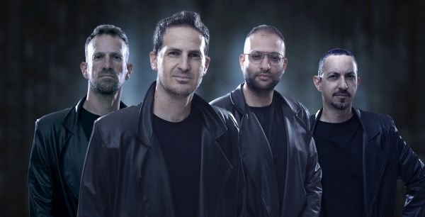 מייסדי אקסטנד, מימין לשמאל: אדיר טובי, רובי ליאני, אביב שפירא, מתאו שפירא [צילום: אקסטנד]