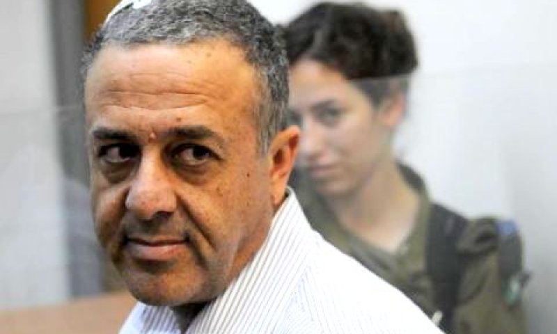 מתי חותה [צילום: בוצ&acute;צ&acute;ו]