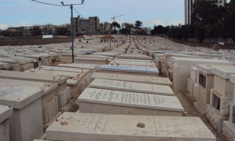 בית הקברות "שומרי שבת". 60,000 שקל לקבר