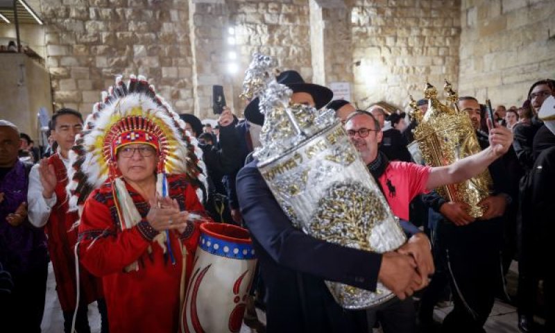 ההקפות השניות מתקיימות בהפרדה מגדרית [צילום: חיים גולדברג/פלאש 90]