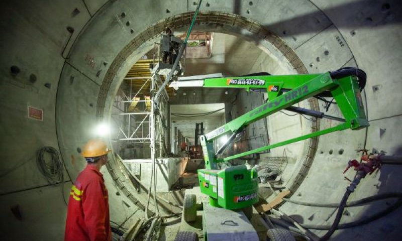 כריית הקו האדום של הרכבת הקלה [צילום: משה שי, פלאש 90]