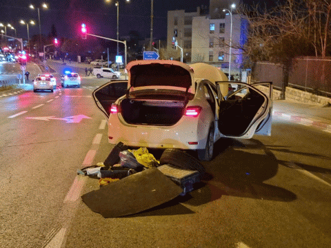 מכונית המחבל שנוטרל [צילום: רשתות חברתיות]