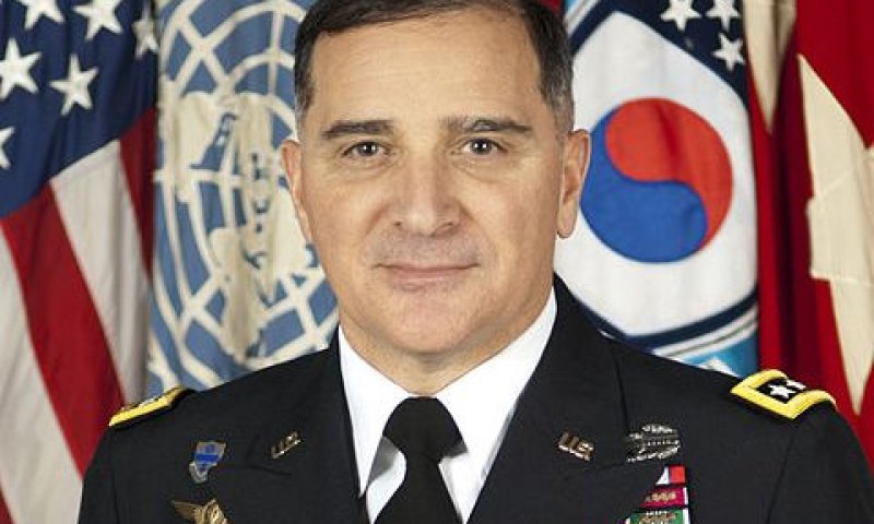 גנרל קרטיס מ' סקאפּרוֹטי [צילום: Us Military]