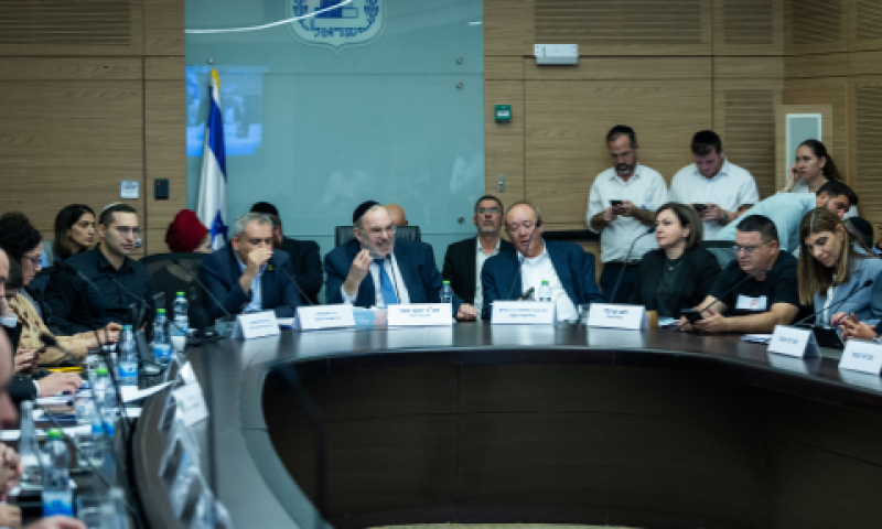 היו"ר אשר. אושר החוק המרוכך [צילום: יונתן זינדל/פלאש 90]