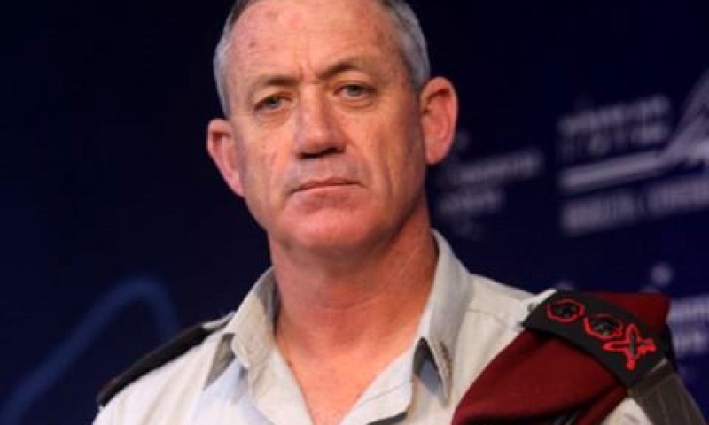 גנץ. צה"ל בסכנה אם יישען על חצי העם [צילום: יח"צ]