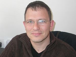 ד"ר אמיר גלוברזון