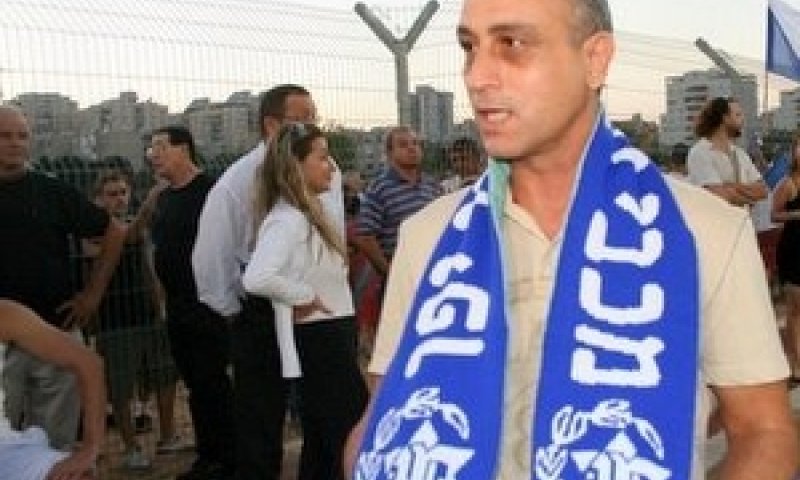 משה סיני מתרגל לקבוצתו החדשה [צילום: איתי חסיד/ONE]