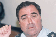 ממשיך למרוח ומגן, אהרונישקי