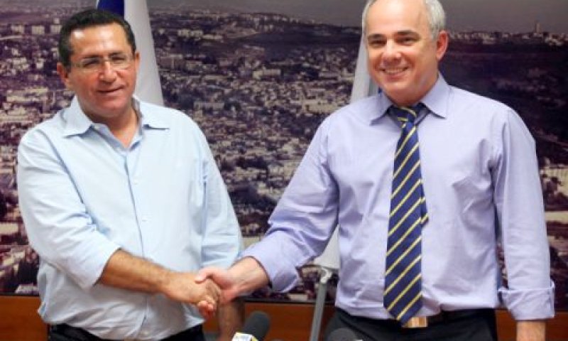 שטייניץ ועיני. הסכם בעל השלכות רחבות [צילום: פלאש 90]
