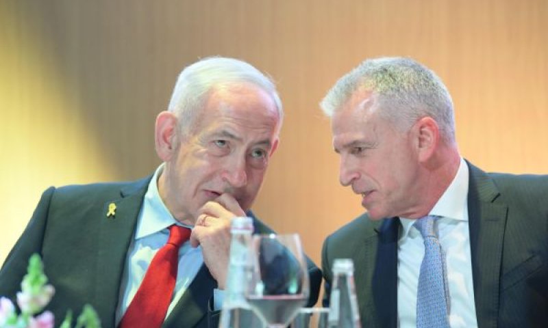 נתניהו, ברנע. מכתב סודי [צילום: עמוס בן גרשום/ לע״מ]