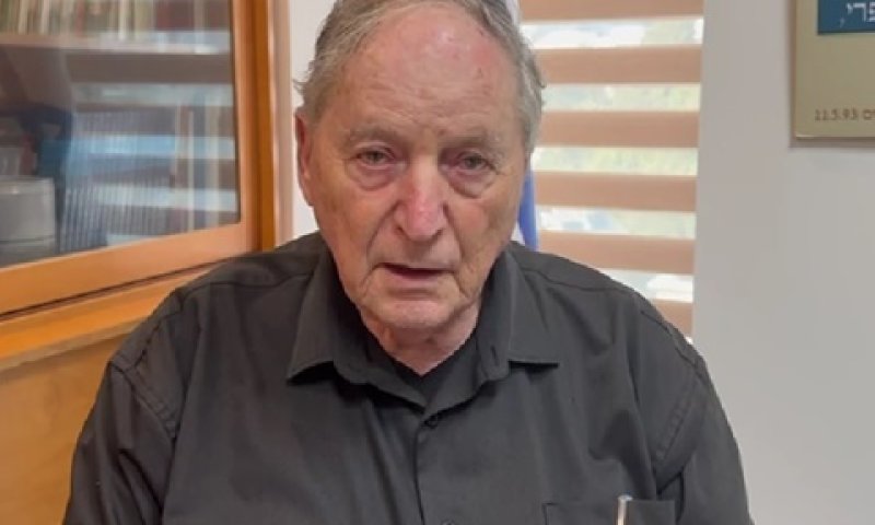 רן ארז. "בעיות שלא נפתרו שנתיים וחצי ייפתרו במוצ"ש?!" [צילום: ארגון המורים העל יסודיים]