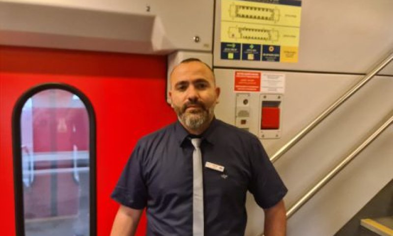 הפקח אורן לרט [צילום: רכבת ישראל]