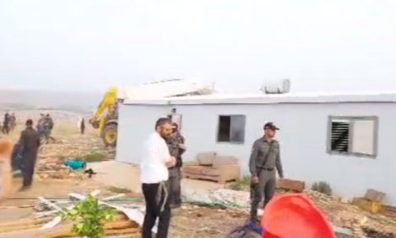 הרס מאחז אעירה שחר [צילום: שימוש לפי סעיף 27א לחוק זכויות יוצרים]
