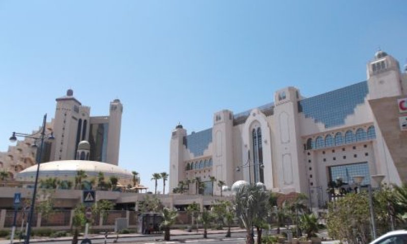 הרודס אילת. משיכת כספים