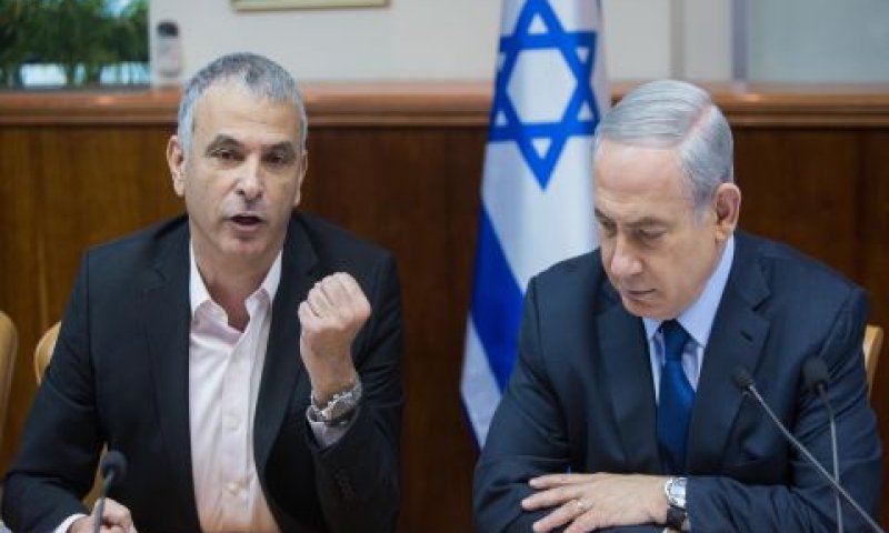 נתניהו וכחלון. "בזאר טורקי לפי גובה הצעקות" [צילום: יונתן זינדל / פלאש 90]