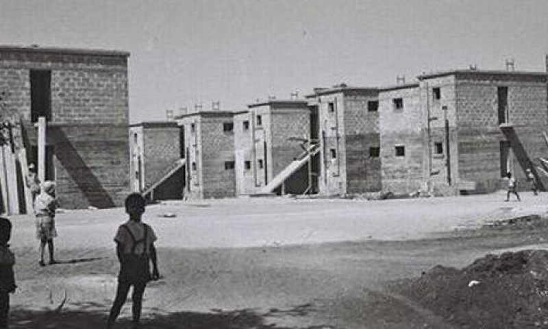 שיכון לעולים בנחלת יצחק בתל אביב [צילום: זולטן קלוגר/לע''מ]