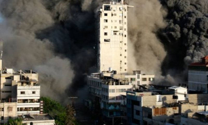 אחרי 11 ימים של תקיפות אינטנסיביות [צילום: עטיה מוחמד/פלאש 90]