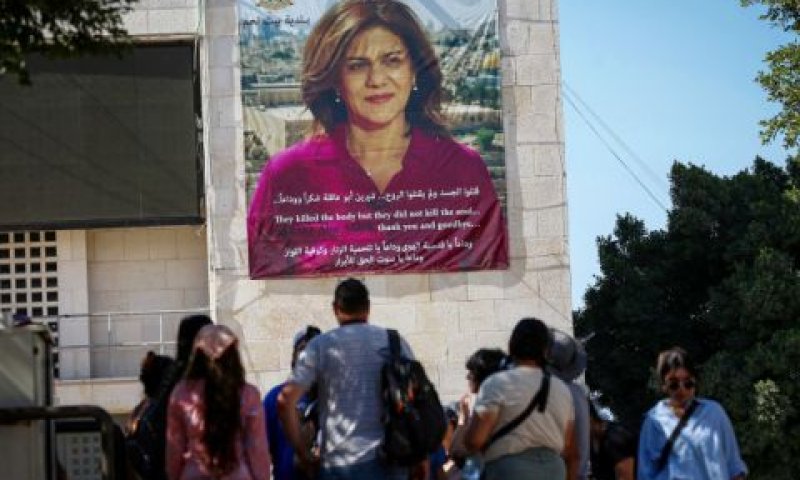 דמותה של שירין אבו עקלה מונצחת בבית לחם [צילום: וויסאם השלמון/פלאש 90]