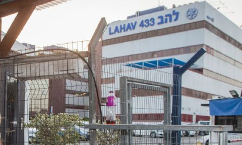 אין רופא, לא תמיד יש אוכל [צילום: פלאש 90]