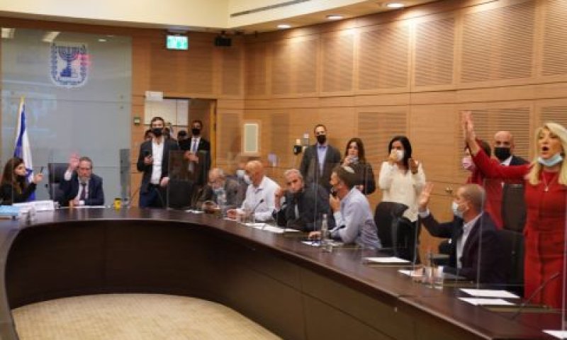 ההצבעה בוועדת הכנסת [צילום: דני שם-טוב/דוברות הכנסת]