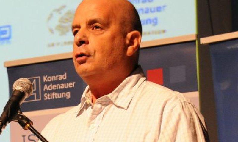 דיסקין. קדושת העם עדיפה [צילום: שלום ענסי]