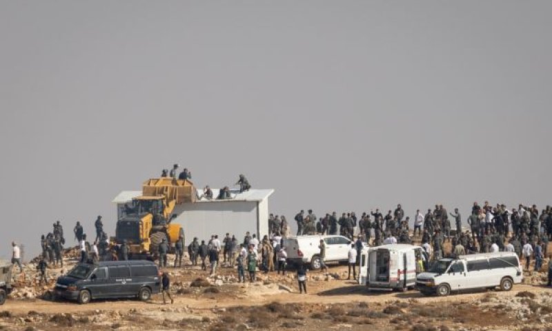 המבנים שפונו [צילום: חיים גולדברג/פלאש 90]