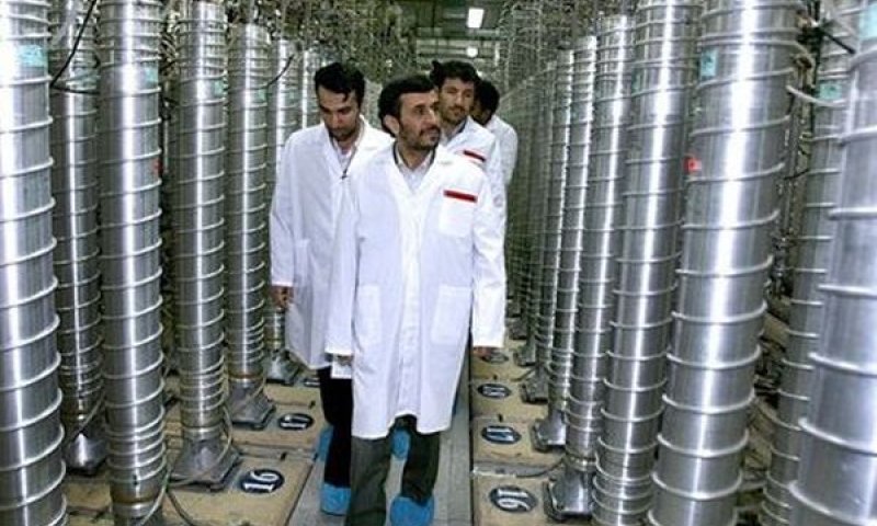 מתן הגרעין בפורדו, אירן [צילום: AP]