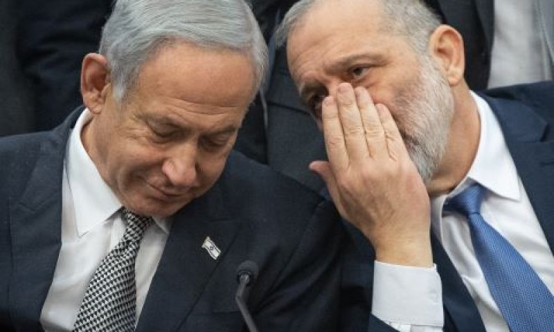 דרעי ונתניהו. פתח לשחיתות שלטונית [צילום: יונתן זינדל/פלאש 90]