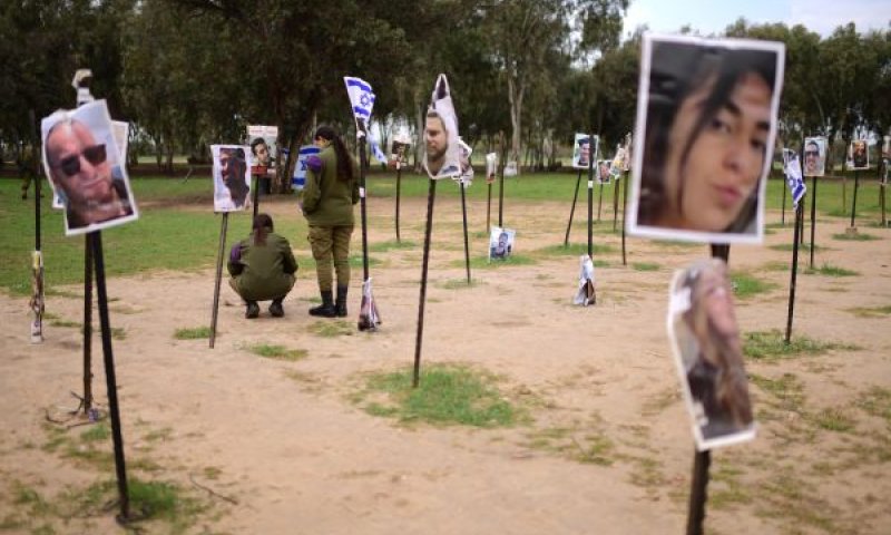 אתר הנובה. "כתם על מחננו" [צילום: תומר נויברג/פלאש 90]