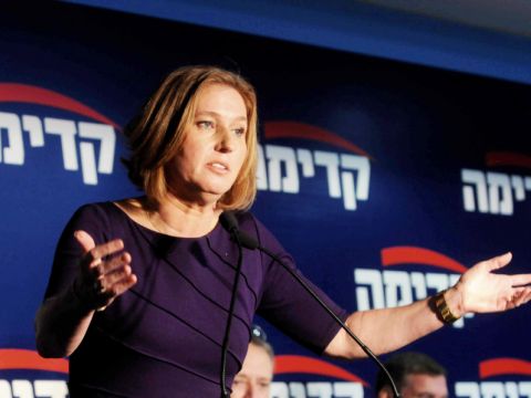 לבני. הצליחה לכופף את ידי מופז בישיבת הסיעה [צילום: פלאש 90]