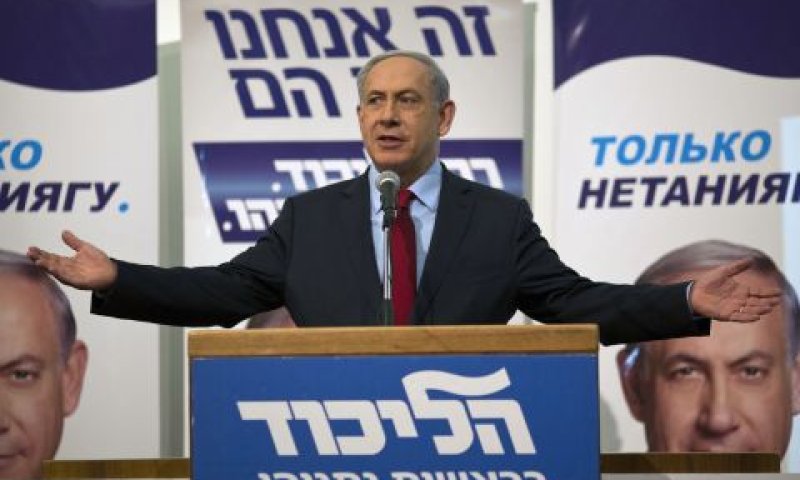 נתניהו. חיבוק דב לבית היהודי [צילום: AP]